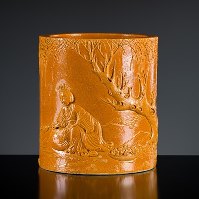 Lot 1961 - AN AMBER-GLAZED ‘XI SHI WASHING YARN’ BRUSHPOT, BITONG, 19TH CENTURY