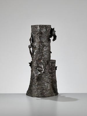 Lot 106 - A LARGE BRONZE VASE IN THE FORM OF A PRUNUS TREE WITH FIVE BATS