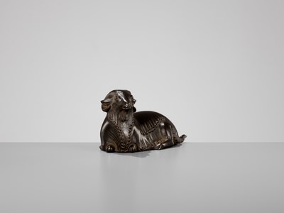 Lot 275 - MASAHIKO KATORI: A BRONZE OKIMONO OF A RECUMBENT RAM