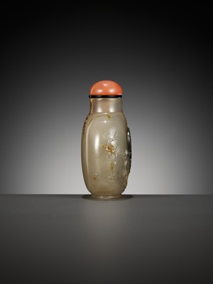 Lot 50 - A CAMEO AGATE ‘HUANG CHENGYAN’ SNUFF BOTTLE, ATTRIBUTED TO THE CAMEO INK-PLAY MASTER, OFFICIAL SCHOOL, POSSIBLY IMPERIAL