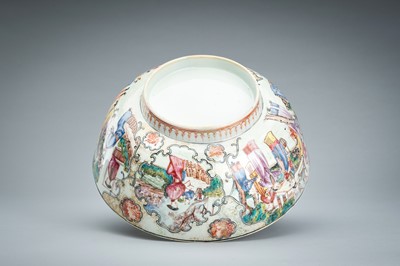 A CHINESE EXPORT FAMILLE ROSE ‘FIGURAL’ PORCELAIN PUNCH BOWL, QIANLONG