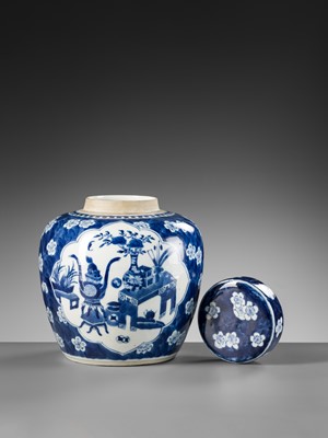 Lot 245 - A BLUE AND WHITE ‘HUNDRED ANTIQUES’ GINGER JAR AND COVER, 18TH – 19TH CENTURY