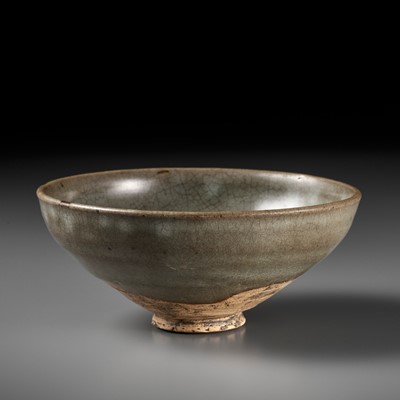 Lot 514 - A LARGE JUN BOWL, YUAN DYNASTY