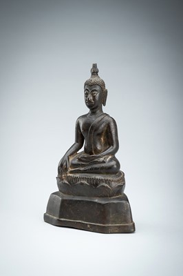 Lot 1413 - A BRONZE FIGURE OF BUDDHA SHAKYAMUNI