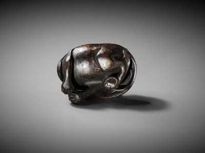 Lot 111 - A BRONZE ‘BUDDHIST LION’ SCROLL WEIGHT, LATE MING DYNASTY