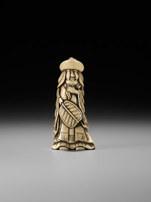 Lot 284 - AN ANTLER NETSUKE OF A DUTCHMAN