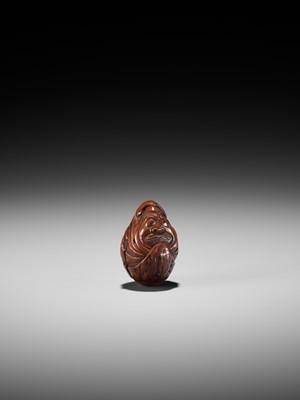Lot 376 - A KURUMI (WALNUT) NETSUKE OF A ROLY POLY DARUMA