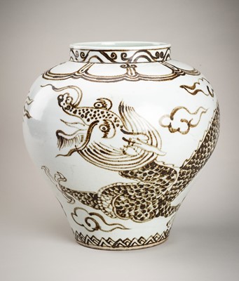 Lot 953 - AN UNDERGLAZE IRON-BROWN ‘DRAGON’ PORCELAIN JAR, JOSEON DYNASTY