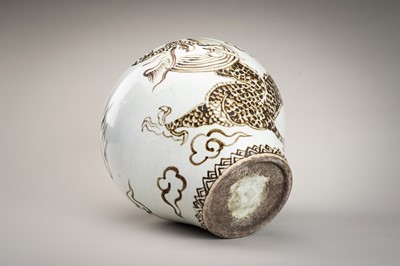 Lot 953 - AN UNDERGLAZE IRON-BROWN ‘DRAGON’ PORCELAIN JAR, JOSEON DYNASTY
