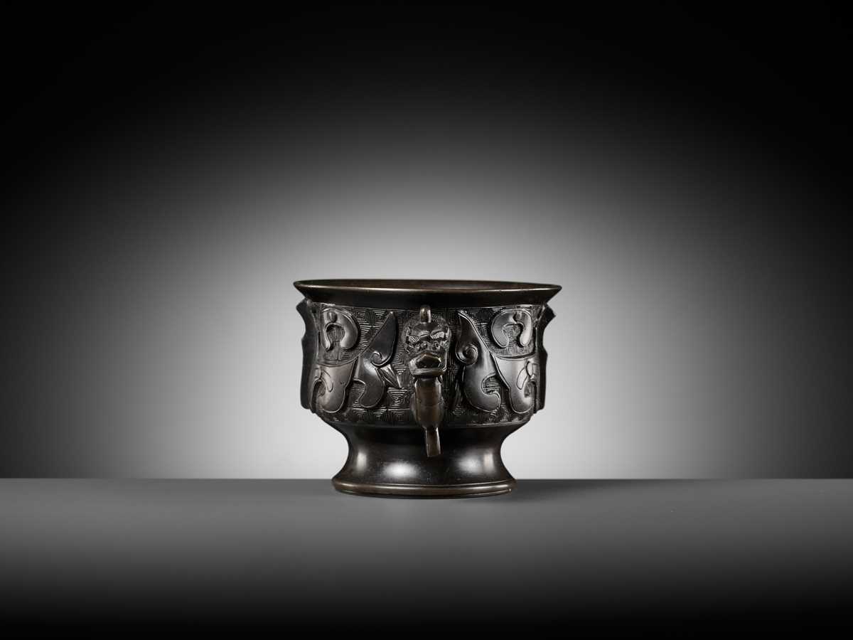 Lot 341 - AN ARCHAISTIC BRONZE CENSER, GUI, QING