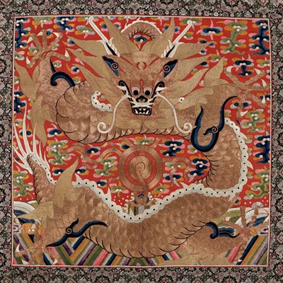 Lot 1600 - A SILK EMBROIDERED DRAGON PANEL IN TWO-TONE GOLD, CHINA, 19TH CENTURY