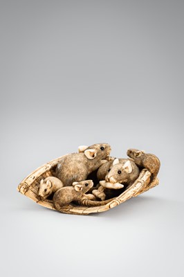 Lot 344 - IEKAZU: A CHARMING IVORY NETSUKE OF A GROUP OF RATS STEALING EDAMAME