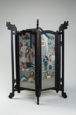 A WOOD AND REVERSE GLASS PAINTED LANTERN, c. 1920s
