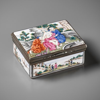 Lot 261 - A CANTON ENAMEL ‘EUROPEAN SUBJECT’ BOX AND COVER DEPICTING SUSANNA AND THE ELDERS, QIANLONG PERIOD