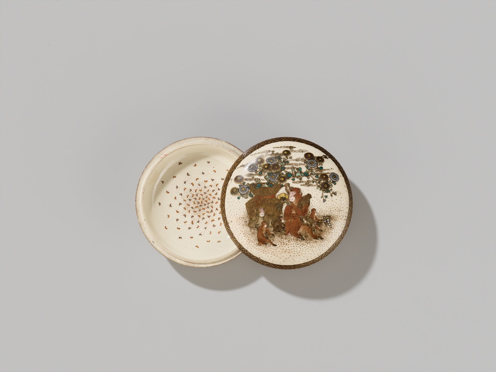 Lot 223 - KYOZAN: A FINE SATSUMA CERAMIC KOGO (INCENSE