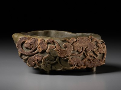 Lot 301 - A SONGHUA STONE ‘BAT AND LINGZHI’ BRUSHWASHER, FIRST HALF OF THE QING DYNASTY