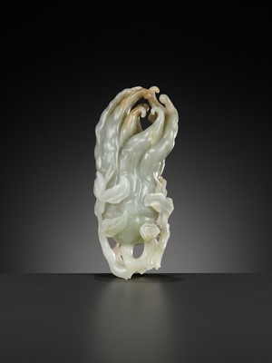 Lot 42 - A CELADON JADE CARVING OF A FINGER CITRON, CHINA, 18TH - 19TH CENTURY