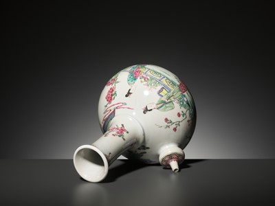 Lot 535 - A FAMILLE ROSE POURING VESSEL (KENDI) WITH ATTENDANTS IN A LANDSCAPE, YONGZHENG PERIOD