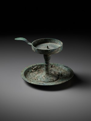 Lot 603 - A BRONZE OIL LAMP, HAN DYNASTY, EX MICHAEL GOEDHUIS