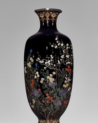 Lot 123 - HAYASHI KODENJI: A FINE CLOISONNÉ ENAMEL VASE