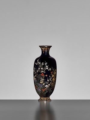 Lot 123 - HAYASHI KODENJI: A FINE CLOISONNÉ ENAMEL VASE
