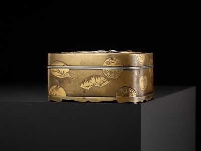 Lot 111 - A FINE MIXED METAL BOX AND COVER DEPICTING HANDAKA SONJA