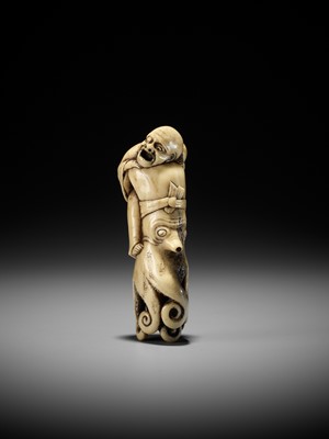 Lot 287 - A SUPERB ANTLER NETSUKE OF A BLIND MAN AND OCTOPUS