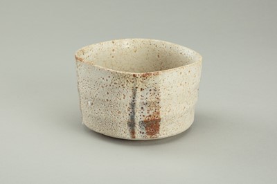 Lot 152 - A FINE PAIR OF SHINO GLAZED CERAMIC CHAWAN