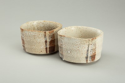 Lot 152 - A FINE PAIR OF SHINO GLAZED CERAMIC CHAWAN