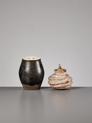 Lot 128 - A RARE PAIR OF RAKU CHAIRE (TEA CADDIES)