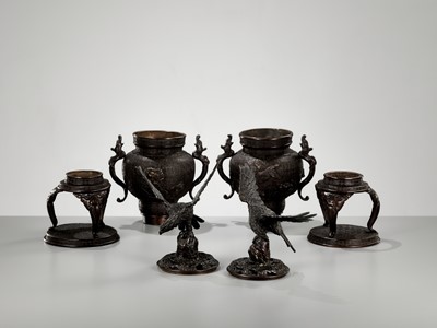 Lot 264 - A PAIR OF BRONZE KORO (CENSER) AND COVERS WITH EAGLE AND DRAGONS
