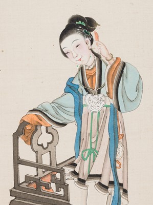 ‘LADY COMBING HER HAIR, LATE QING DYNASTY TO REPUBLIC PERIOD