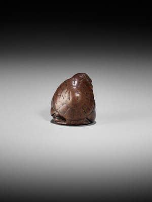 Lot 389 - A FINE NAGOYA SCHOOL WOOD NETSUKE OF ONO NO KOMACHI