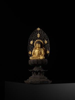 Lot 329 - A GILT BRONZE FIGURE OF AMIDA NYORAI