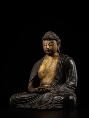 Lot 171 - A GILT-LACQUERED TERRACOTTA FIGURE OF AMIDA NYORAI