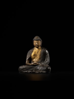 Lot 171 - A GILT-LACQUERED TERRACOTTA FIGURE OF AMIDA NYORAI