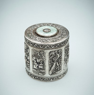 Lot 969 - A JADEITE INSET SILVER BOX WITH FIGURAL SCENES