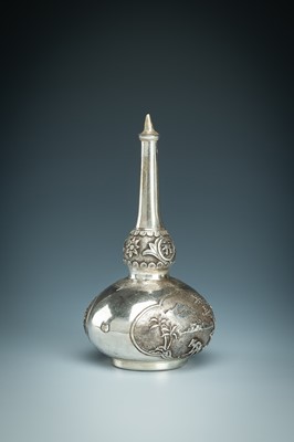 A LIDDED DOUBLE GOURD SILVER VASE WITH LANDSCAPES