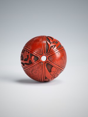 Lot 412 - A RARE TSUISHU LACQUER ASHTRAY NETSUKE DEPICTING THE THREE FRIENDS OF WINTER (SHOCHIKUBAI)