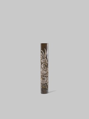 Lot 305 - YANAGAWA NAOHARU: A FINE YANAGAWA SCHOOL SHIBUICHI KOZUKA DEPICTING A ROOSTER AND HEN