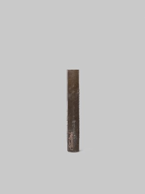 Lot 305 - YANAGAWA NAOHARU: A FINE YANAGAWA SCHOOL SHIBUICHI KOZUKA DEPICTING A ROOSTER AND HEN