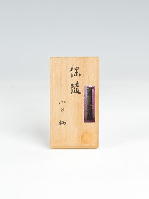 Lot 307 - HAMANO YASUYUKI: A FINE HAMANO SCHOOL SHIBUICHI KOZUKA DEPICTING KANZAN AND JITTOKU ON A MOONLIT NIGHT