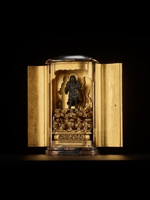 Lot 69 - A GILT AND LACQUERED WOOD ZUSHI (PORTABLE SHRINE) CONTAINING A LACQUERED WOOD FIGURE OF BISHAMONTEN, EDO