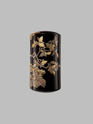 Lot 39 - A FINE FIVE-CASE LACQUER INRO DEPICTING AN EAGLE AND MONKEY