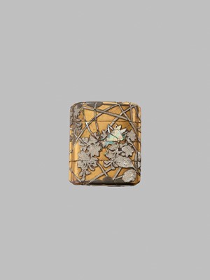 Lot 341 - A RINPA-STYLE INLAID THREE-CASE GOLD LACQUER INRO WITH GRASSHOPPERS