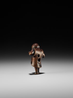 Lot 187 - A RARE WOOD NETSUKE DEPICTING A KARAKO BOY DURING SHICHI-GO-SAN