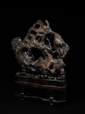 A LARGE AND IMPRESSIVE LINGBI SCHOLAR’S ROCK, QING DYNASTY