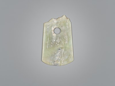 Lot 418 - A CELADON JADE AXE, LIANGZHU CULTURE