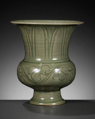 A YAOZHOU STYLE CELADON-GLAZED ZHADOU, REPUBLIC PERIOD