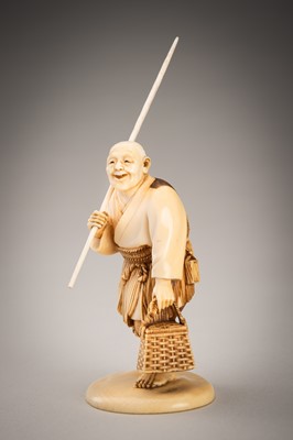Lot 290 - A FINE IVORY OKIMONO OF A FISHERMAN